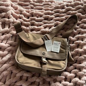 Lululemon Now and Always Crossbody
